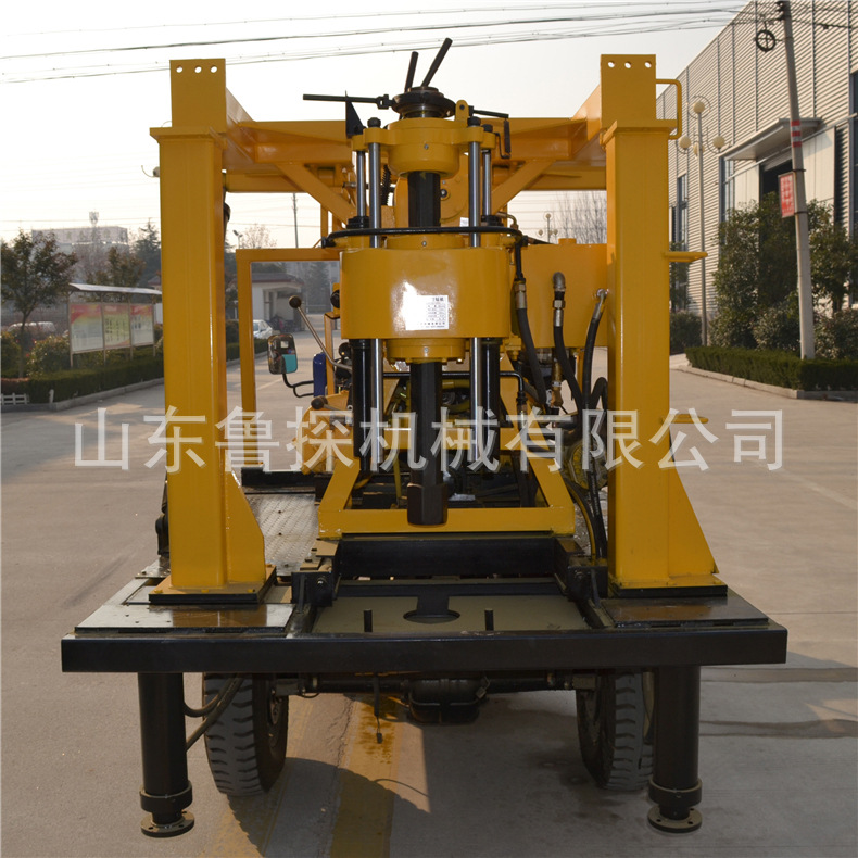 XYC-200A三輪車載液壓鉆機7.jpg