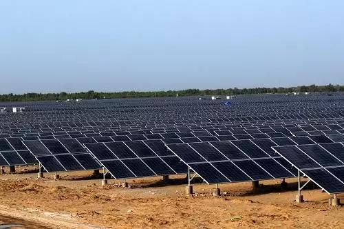 ����l늣��DƬ��Դ��http://www.gov.cn/xinwen/2015-08/29/content_2921894.htm��