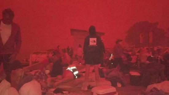  2019��12��31�����磬�R������悵��˂�����ǰ���������y�����DƬ��Դ��Peter Hoskin��